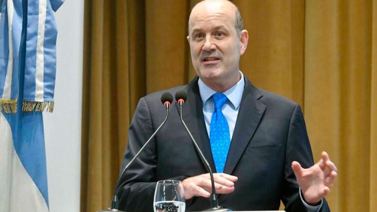 Sigue demorada la incorporación de Sturzenegger al gabinete