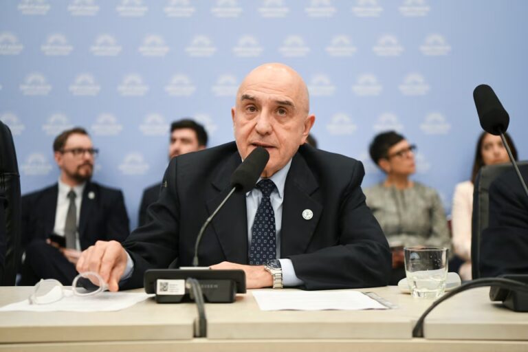 Echan al secretario de Discapacidad porque reveló que faltan 150 mil millones en la Andis