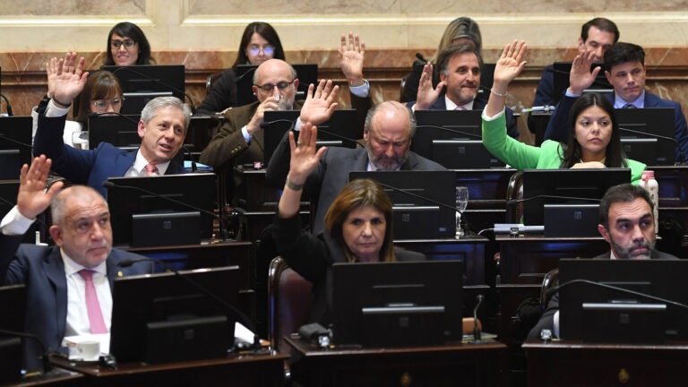 El gobierno logró la sanción de zonas frías, que le permite a Edenor y Edesur limpiar su deuda con Cammesa