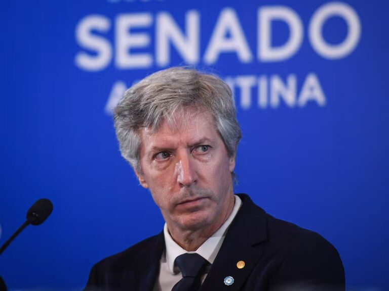El PJ amplió denuncia contra Santiago Bausili y pide que vaya al Congreso a dar explicaciones por el oro del Banco Central